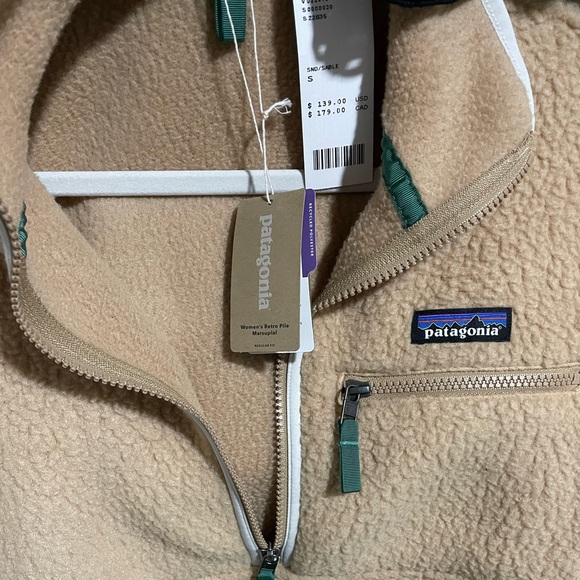 Patagonia Fleece Pullover - Picture 2 of 10